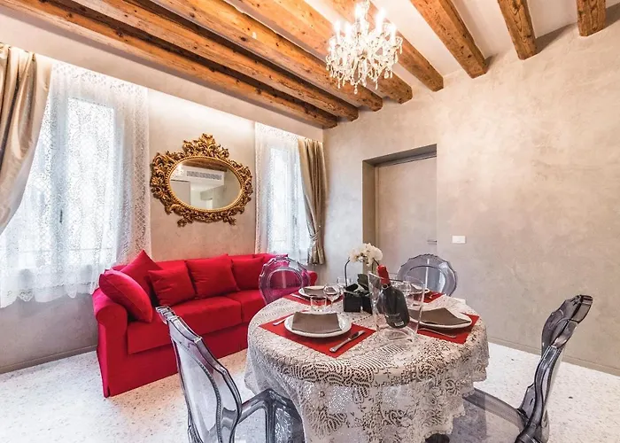 Rialto Luxury Flat
